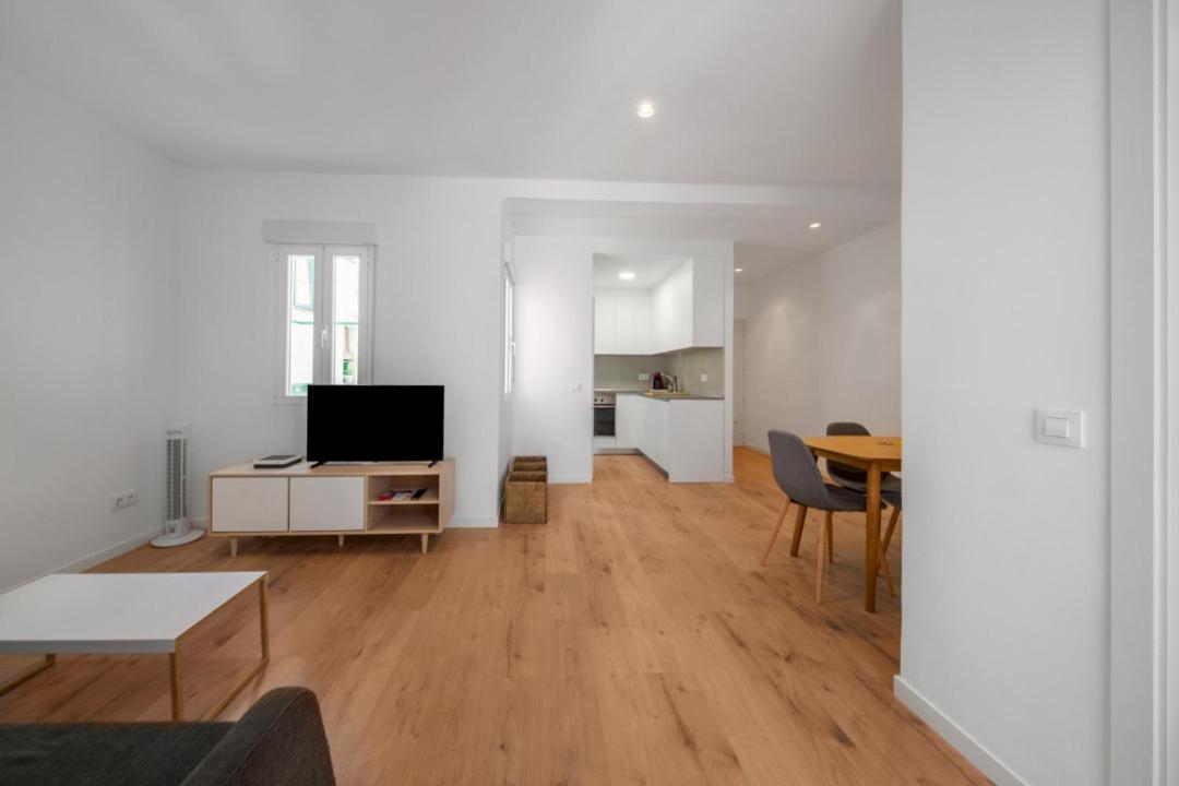 2 Bedrooms 1 Bathroom Furnished - Delicias - Bright - Mintystay Madrid Exterior foto